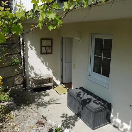 Studio Mit Terrasse In Laendlicher Umgebung Διαμέρισμα *
